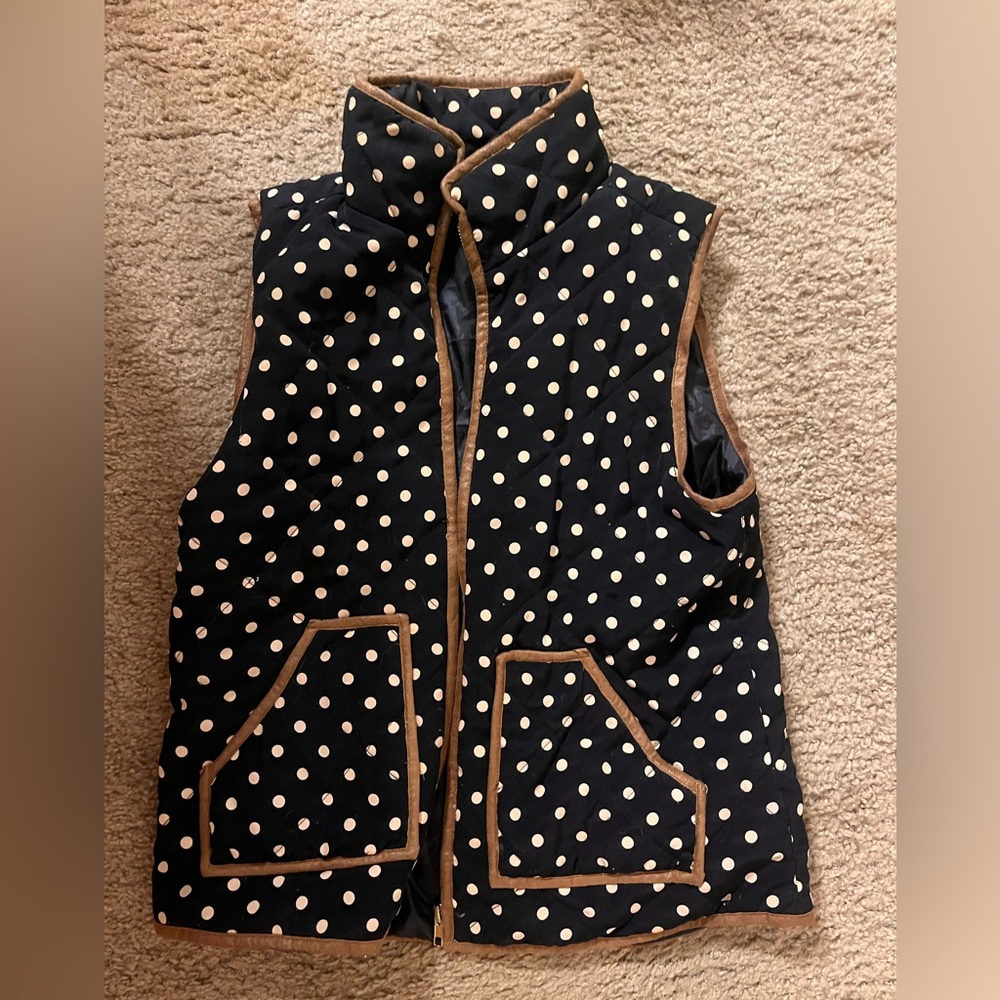 Navy and cream polka dotted vest! Super cute and cozy!!